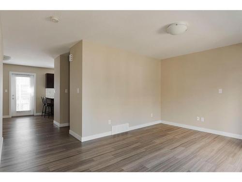 95-401 Athabasca Avenue, Fort Mcmurray, AB - Indoor Photo Showing Other Room