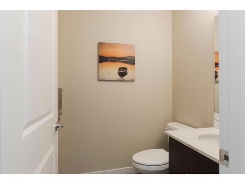 95-401 Athabasca Avenue, Fort Mcmurray, AB - Indoor Photo Showing Bathroom