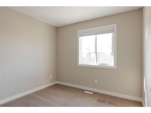 95-401 Athabasca Avenue, Fort Mcmurray, AB - Indoor Photo Showing Laundry Room