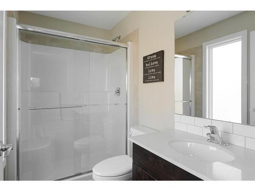 95-401 Athabasca Avenue, Fort Mcmurray, AB - Indoor Photo Showing Bathroom