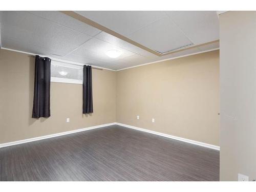 108 Wild Rose Street, Fort Mcmurray, AB - Indoor Photo Showing Other Room