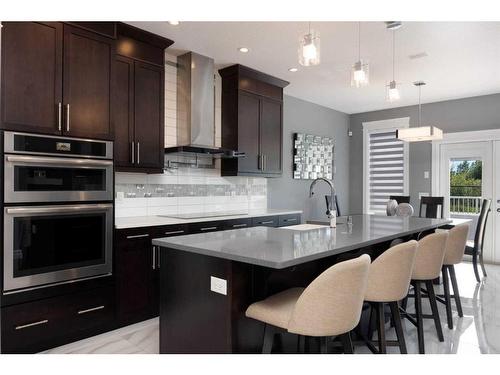 481 Walnut Crescent, Fort Mcmurray, AB - Indoor Photo Showing Kitchen With Upgraded Kitchen