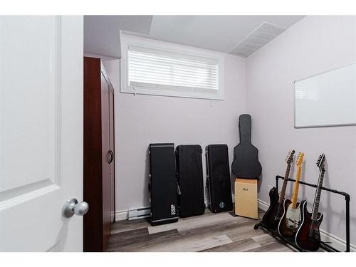 117 Crabapple Way, Fort Mcmurray, AB - Indoor Photo Showing Other Room