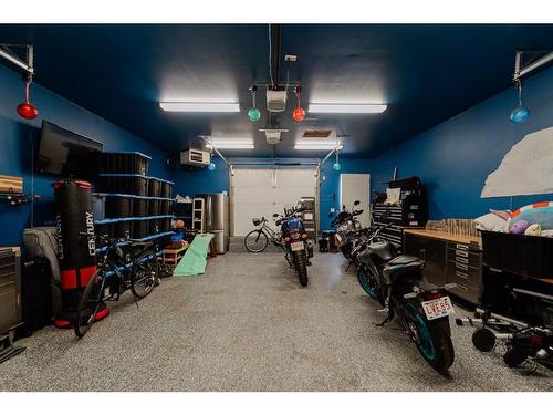 117 Crabapple Way, Fort Mcmurray, AB - Indoor Photo Showing Garage