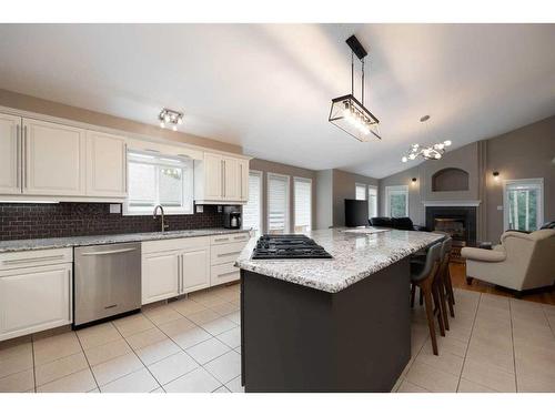 149 Tundra Drive, Fort Mcmurray, AB - Indoor Photo Showing Kitchen With Upgraded Kitchen