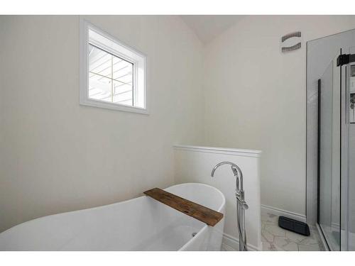 149 Tundra Drive, Fort Mcmurray, AB - Indoor Photo Showing Bathroom