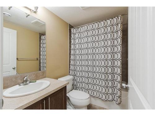 136 Ward Crescent, Fort Mcmurray, AB - Indoor Photo Showing Bathroom