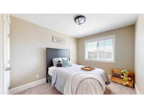 149 Richardson Lane, Fort Mcmurray, AB - Indoor Photo Showing Bedroom