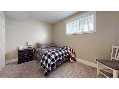 149 Richardson Lane, Fort Mcmurray, AB - Indoor Photo Showing Bedroom