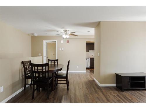 724-201 Abasand, Fort Mcmurray, AB - Indoor Photo Showing Dining Room