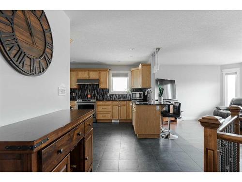 299 Warren Road, Fort Mcmurray, AB - Indoor Photo Showing Kitchen