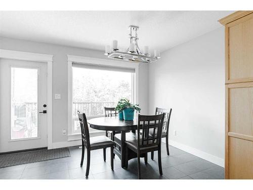 299 Warren Road, Fort Mcmurray, AB - Indoor Photo Showing Dining Room