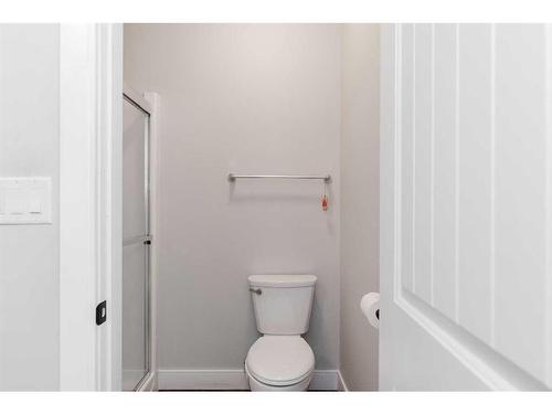 299 Warren Road, Fort Mcmurray, AB - Indoor Photo Showing Bathroom