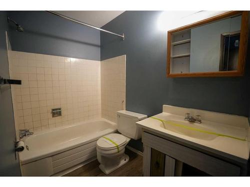 305-10014 Morrison Street, Fort Mcmurray, AB - Indoor Photo Showing Bathroom