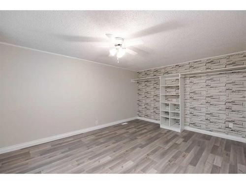 257 Caouette Crescent, Fort Mcmurray, AB - Indoor Photo Showing Other Room