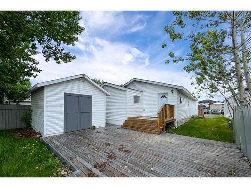 257 Caouette Crescent, Fort Mcmurray, AB - Outdoor With Exterior