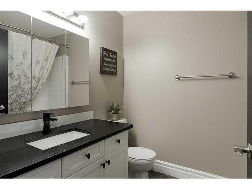 168 Atkinson, Fort Mcmurray, AB - Indoor Photo Showing Bathroom