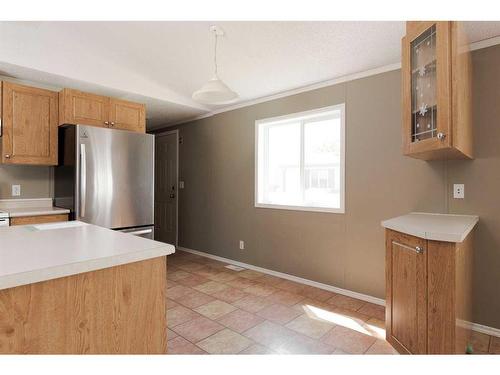 409 Harpe Way, Fort Mcmurray, AB - Indoor Photo Showing Kitchen