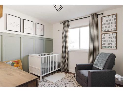 101 Lanauze Street, Fort Mcmurray, AB - Indoor Photo Showing Bedroom