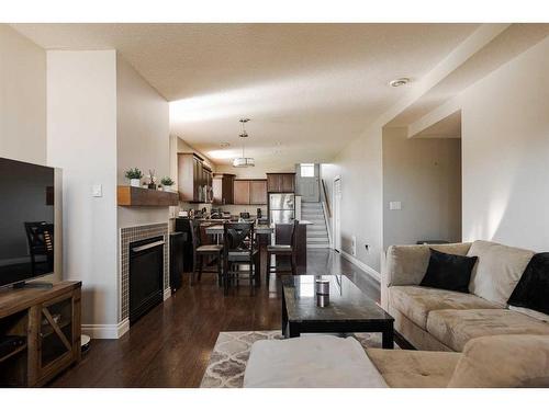 101 Lanauze Street, Fort Mcmurray, AB - Indoor Photo Showing Living Room