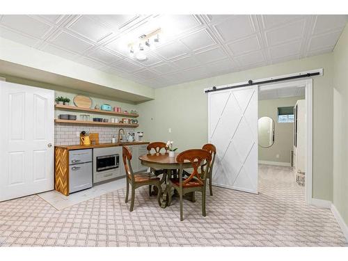 306 Berard Crescent, Fort Mcmurray, AB - Indoor Photo Showing Dining Room