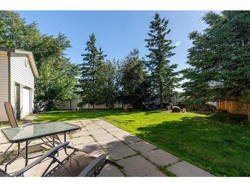 104 Harpe Way, Fort Mcmurray, AB - Outdoor With Backyard