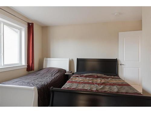 132 Gravelstone Road, Fort Mcmurray, AB - Indoor Photo Showing Bedroom