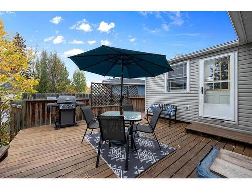 121 Signal Cove, Fort Mcmurray, AB - Outdoor With Deck Patio Veranda With Exterior