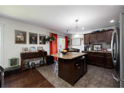 22-193 O'Coffey Crescent, Fort Mcmurray, AB - Indoor Photo Showing Kitchen