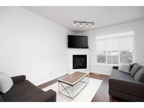 29-411 Williams Drive, Fort Mcmurray, AB - Indoor Photo Showing Living Room With Fireplace