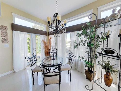 136 Burton Place, Fort Mcmurray, AB - Indoor Photo Showing Dining Room