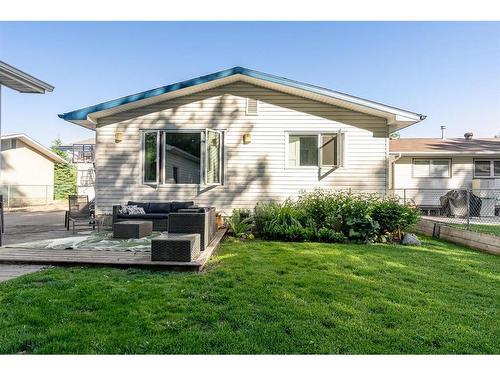 14 Moberly Crescent, Fort Mcmurray, AB - Outdoor