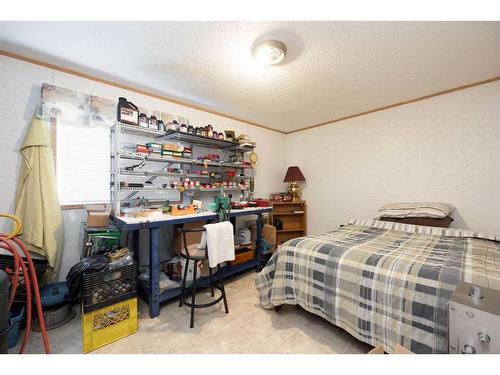 209 Waterhouse Street, Fort Mcmurray, AB - Indoor Photo Showing Bedroom