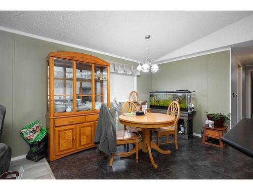 209 Waterhouse Street, Fort Mcmurray, AB - Indoor Photo Showing Dining Room