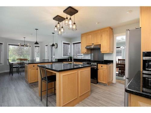 127 Berard Crescent, Fort Mcmurray, AB - Indoor Photo Showing Kitchen