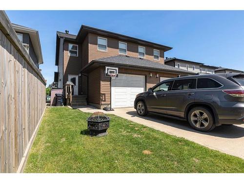 185 Clarkson Street, Fort Mcmurray, AB - Outdoor