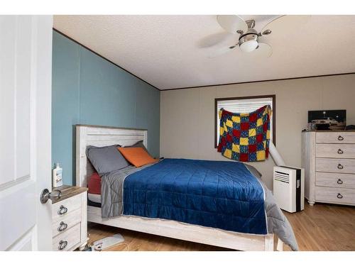 209 Greely Road, Fort Mcmurray, AB - Indoor Photo Showing Bedroom