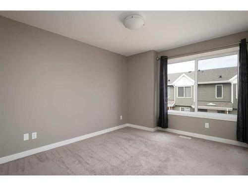 14-401 Athabasca Avenue, Fort Mcmurray, AB - Indoor Photo Showing Other Room