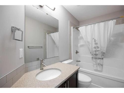 Unit# 36-284 Shalestone Way, Fort Mcmurray, AB - Indoor Photo Showing Bathroom