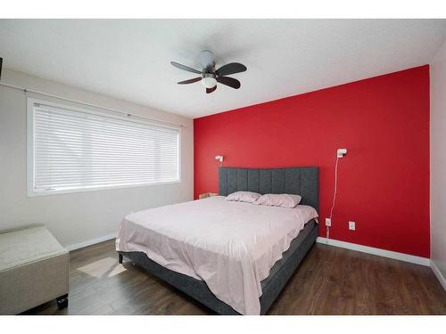 503-105 Loutit Road, Fort Mcmurray, AB - Indoor Photo Showing Bedroom