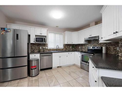 503-105 Loutit Road, Fort Mcmurray, AB - Indoor Photo Showing Kitchen With Stainless Steel Kitchen With Upgraded Kitchen