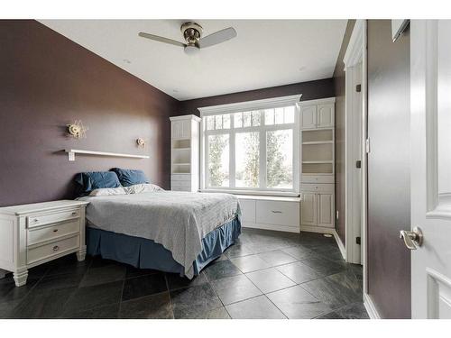 5747 Draper Road, Fort Mcmurray, AB - Indoor Photo Showing Bedroom