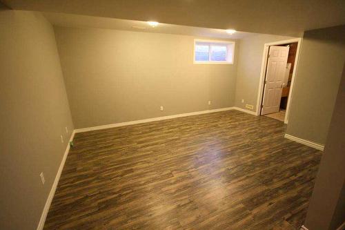 28-411 Williams Drive, Fort Mcmurray, AB - Indoor Photo Showing Other Room
