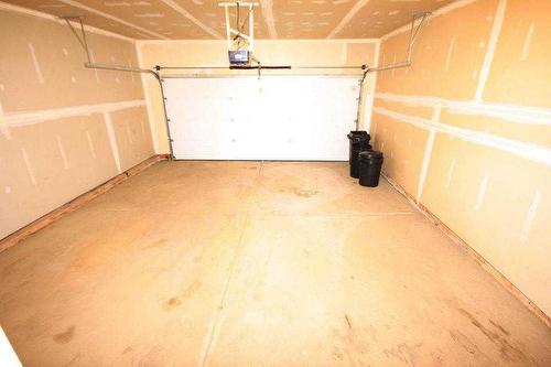 28-411 Williams Drive, Fort Mcmurray, AB - Indoor Photo Showing Garage