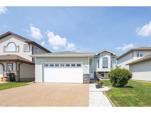 185 Pliska Crescent, Fort Mcmurray, AB - Outdoor With Facade