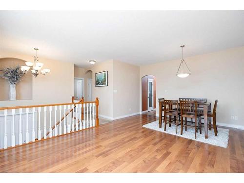 185 Pliska Crescent, Fort Mcmurray, AB - Indoor Photo Showing Dining Room