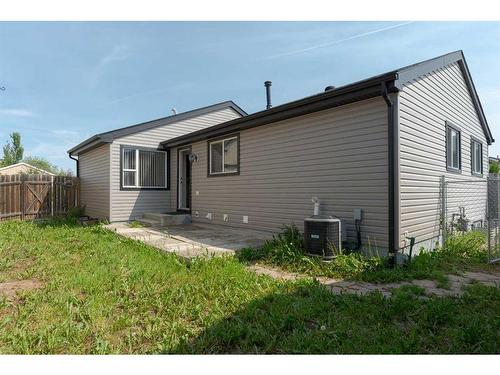 361 Bird Crescent, Fort Mcmurray, AB - Outdoor