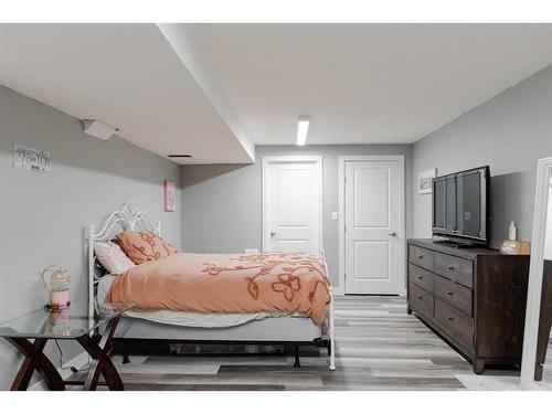 159 Berens Place, Fort Mcmurray, AB - Indoor Photo Showing Bedroom