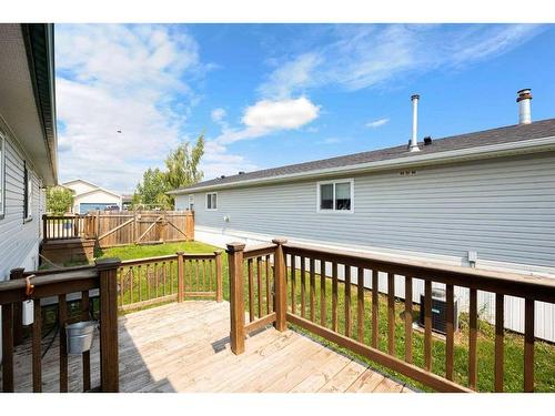 109 Waterhouse Street, Fort Mcmurray, AB - Outdoor With Deck Patio Veranda With Exterior