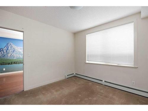 2611-135B Sandpiper Road, Fort Mcmurray, AB - Indoor Photo Showing Other Room